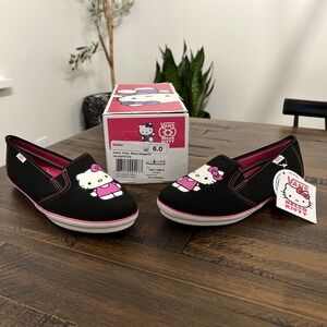 New Vans Hello Kitty Kalani  Slip On Flats Women's Sz  6 Black Ortholite RARE